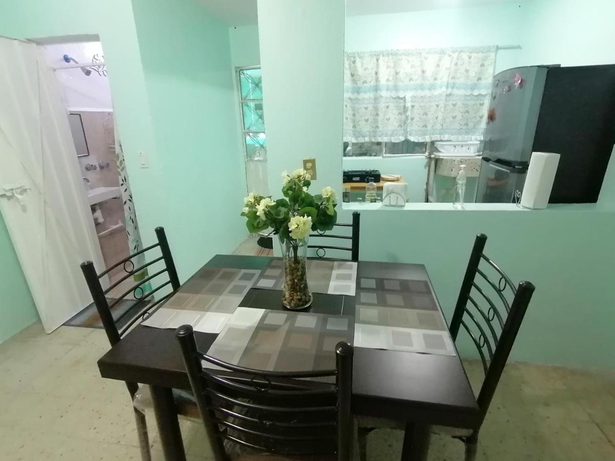 Appartement Departamento Cercano Al Aeropuerto T2, A 2 Calles