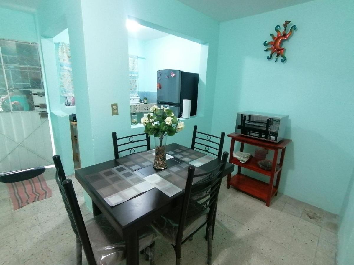 Apartment Departamento Cercano Al Aeropuerto T2, A 2 Calles *