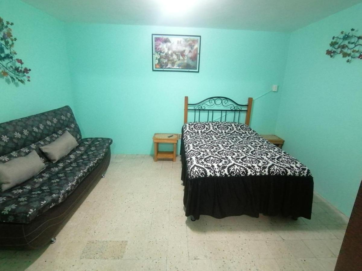 Departamento Cercano Al Aeropuerto T2, A 2 Calles Apartment